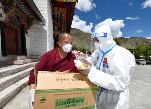 （抗击新冠肺炎）西藏全力保障城市正常运转 守护千家万户“烟火气”
