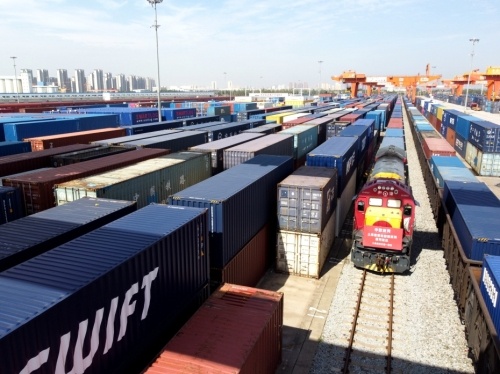 天津口岸发运中欧班列连续4个月同比增幅超75%