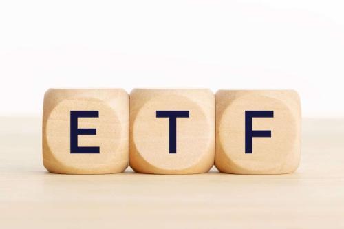 创业板ETF期权和中证500ETF期权今日上市 将吸引更多中长期资金入市