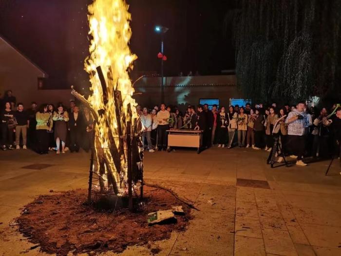 中國北方國際寫生基地迎來首批150余名美術(shù)學(xué)生