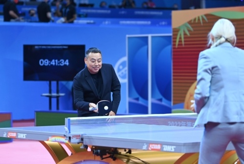 成都世乒赛团体赛 中国男队和女队继续保持小组赛全胜