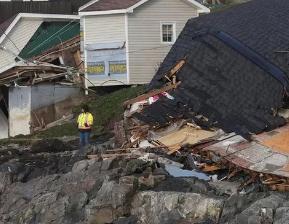 加拿大政府为飓风“菲奥娜”灾区追加三亿加元赈灾