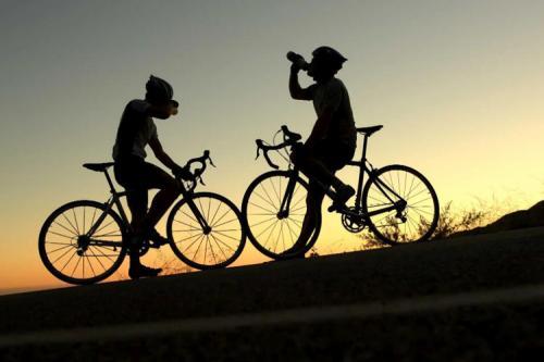 国内骑行服品牌 60c4188f-5733-42f6-b93d-1e5768c3d217.jpg