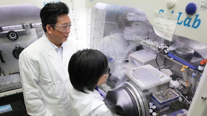 “上海科技精英”朱为宏：化学是应用性很强的基础自然科学