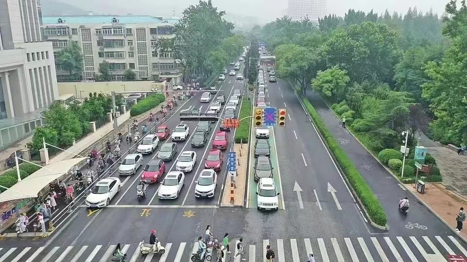 济南|润物无声间，交通治理发生着悄然改变