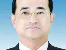 张涛辞去泰安市市长职务，李兰祥任泰安市代市长