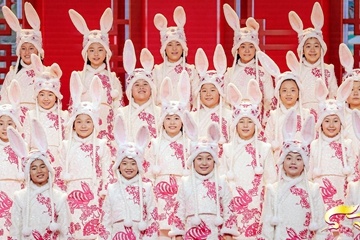 （新春走基层）西安民众春节“穿越” 体验“汉风”传统年味