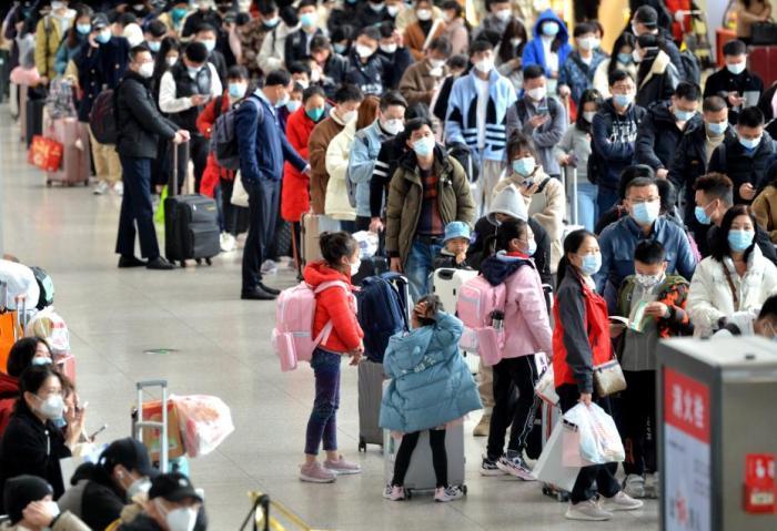 大年初三中国发送旅客2904.2万人次 同比增67.3%