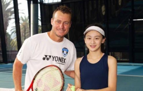 田亮女儿田雨橙取ITF青少赛首胜