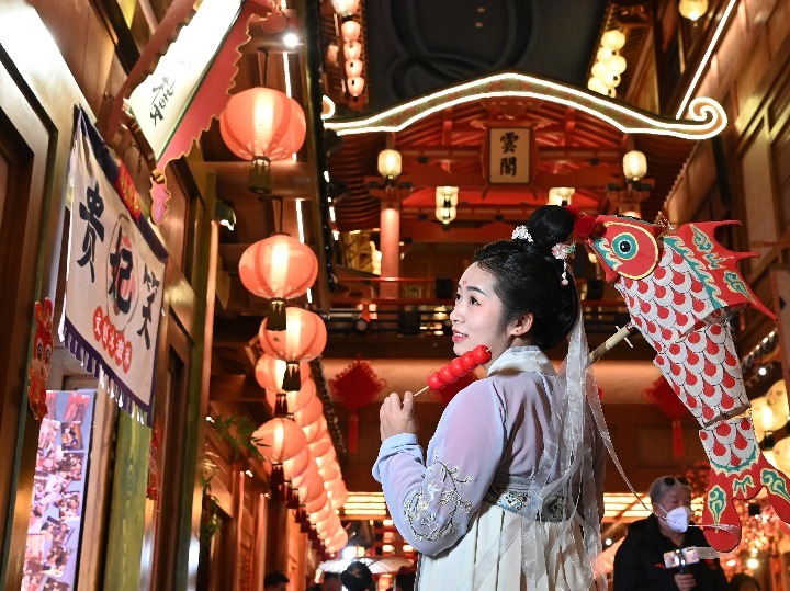 中国春节旅游展现传统文化新动能