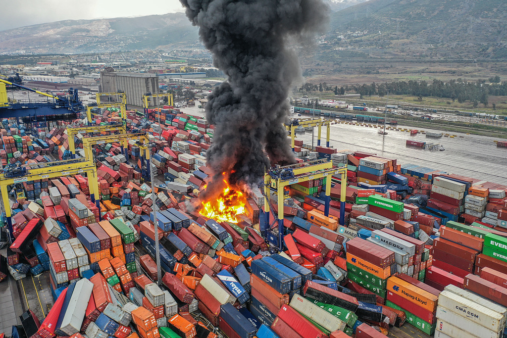 土耳其南部一港口因地震遭受严重破坏 所有业务已暂停