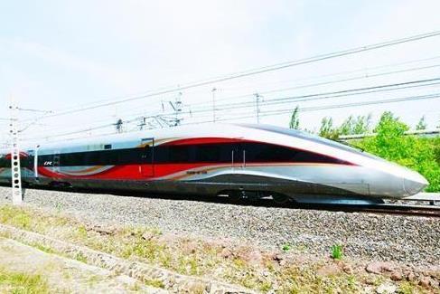 复兴号列车“心脏”工程师：用创新打造“中国标准”