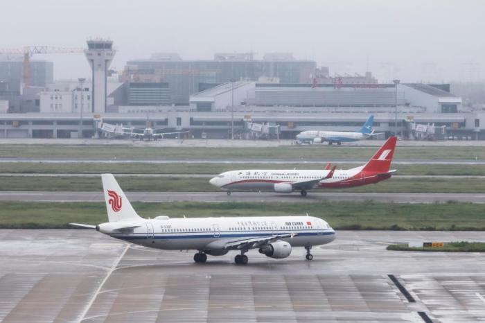 香港国泰航空去年亏损逾65亿 下半年业绩显著改善