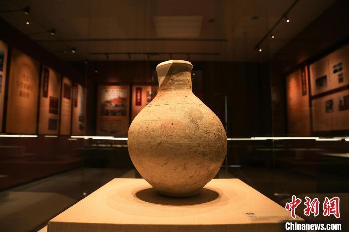 新疆唐王城遗址考古发掘文物首展 500余件文物见证历史