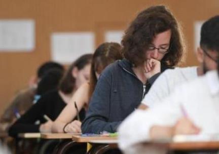 外国“高考”不简单！这国考试堪称“世界最难”