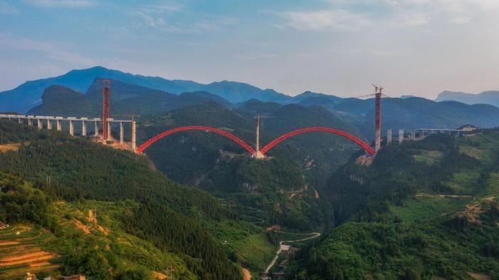 重庆最大高速公路投资项目“进度条”过半