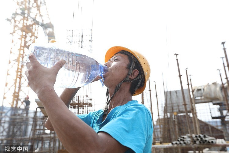 今年首个高温中暑气象预报发布 较常年平均首发日期提早13天