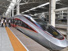 受地震影響，途徑石濟客專部分列車停運
