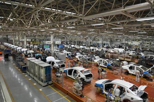 1-7月中國汽車產銷同比分別增長7.4%和7.9%