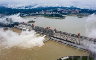 一天發電超10億度 世界最大清潔能源走廊頂峰保供