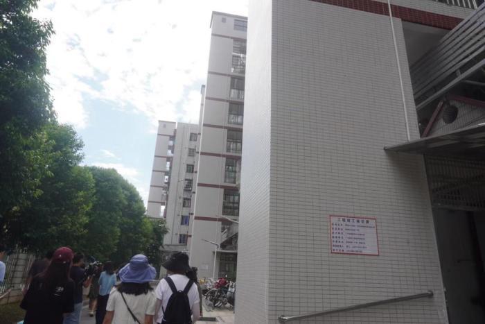 老舊小區“成片連片加裝電梯” 廣州創新模式“梯”升居民幸福感