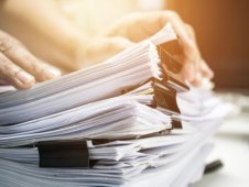 讓被調研者自己寫報告？這些“應付式調研”亟待整治