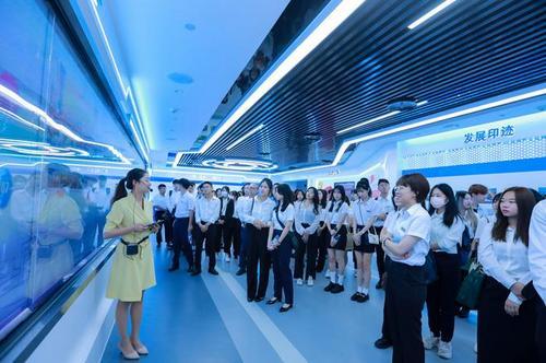 126位臺生“登陸”實習(xí)結(jié)營：“希望畢業(yè)后有機(jī)會留在這邊工作”
