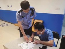 拒絕機鬧！飛機上滋事不聽勸推倒空乘，一男子被行拘