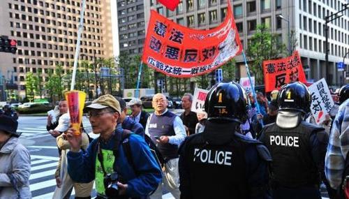 日本戰敗后，他們以親身經歷講述罪惡歷史