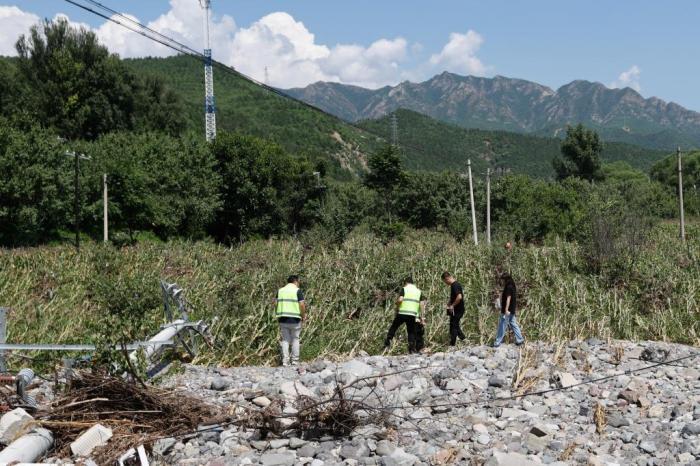 探訪暴雨后北京山區(qū)：搶修山路忙重建 快速理賠減損失