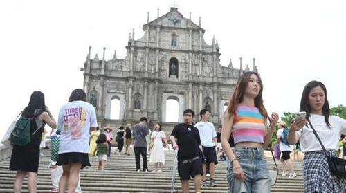 澳門第2季旅客總消費174.8億澳門元 同比升3.5倍