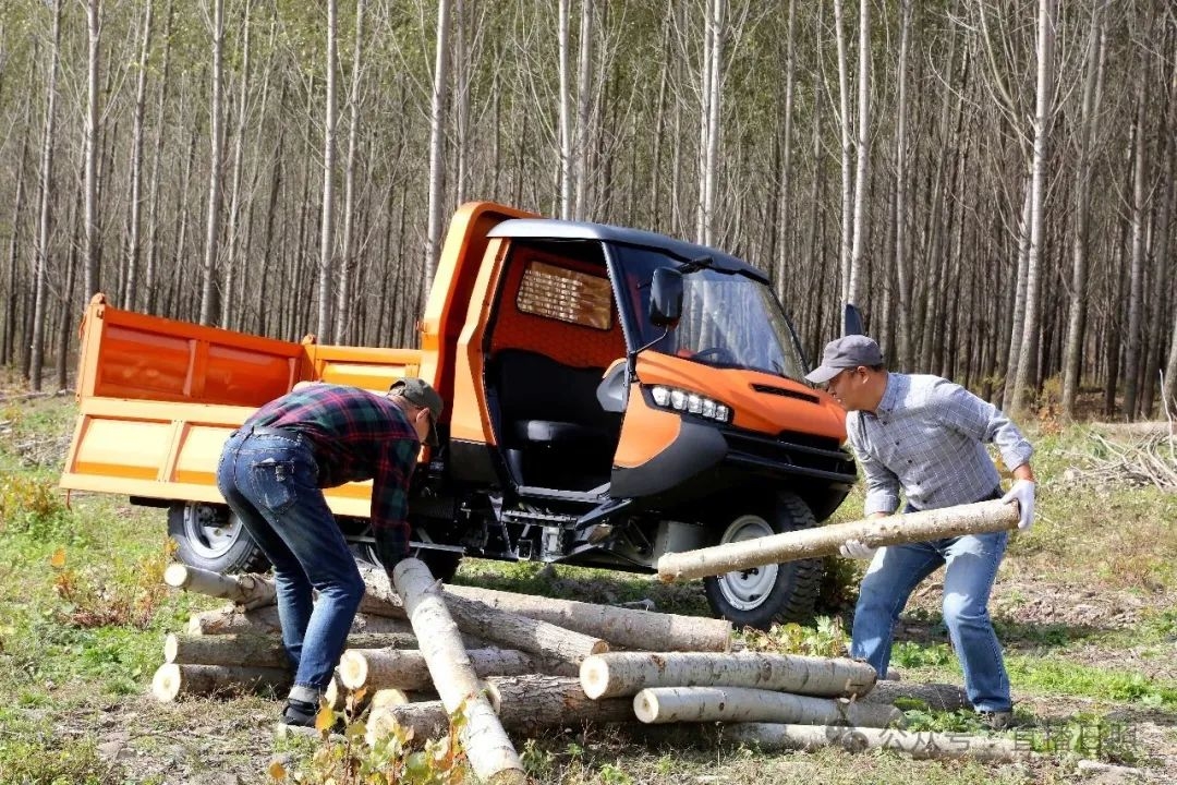 五征集团生产的农用三轮汽车从2010年起"标杆品牌"作为山东装备制造