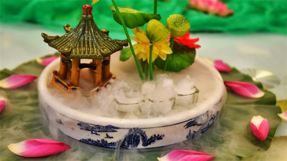 泉水宴济南美食活名片