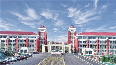 胶州市福州路小学胶州市空港中学胶州市少海实验学校西海岸新区(13所)