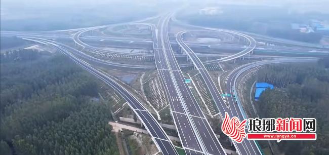 [图文]临滕高速柳树庄枢纽互通至费县南互通段建成通车 第 1 张