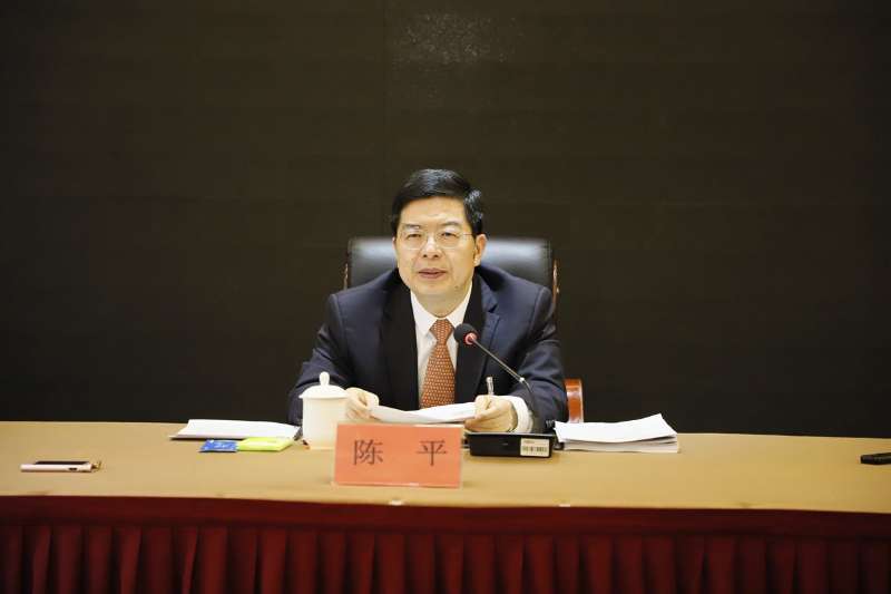 枣庄市委书记陈平参加滕州市代表团审议