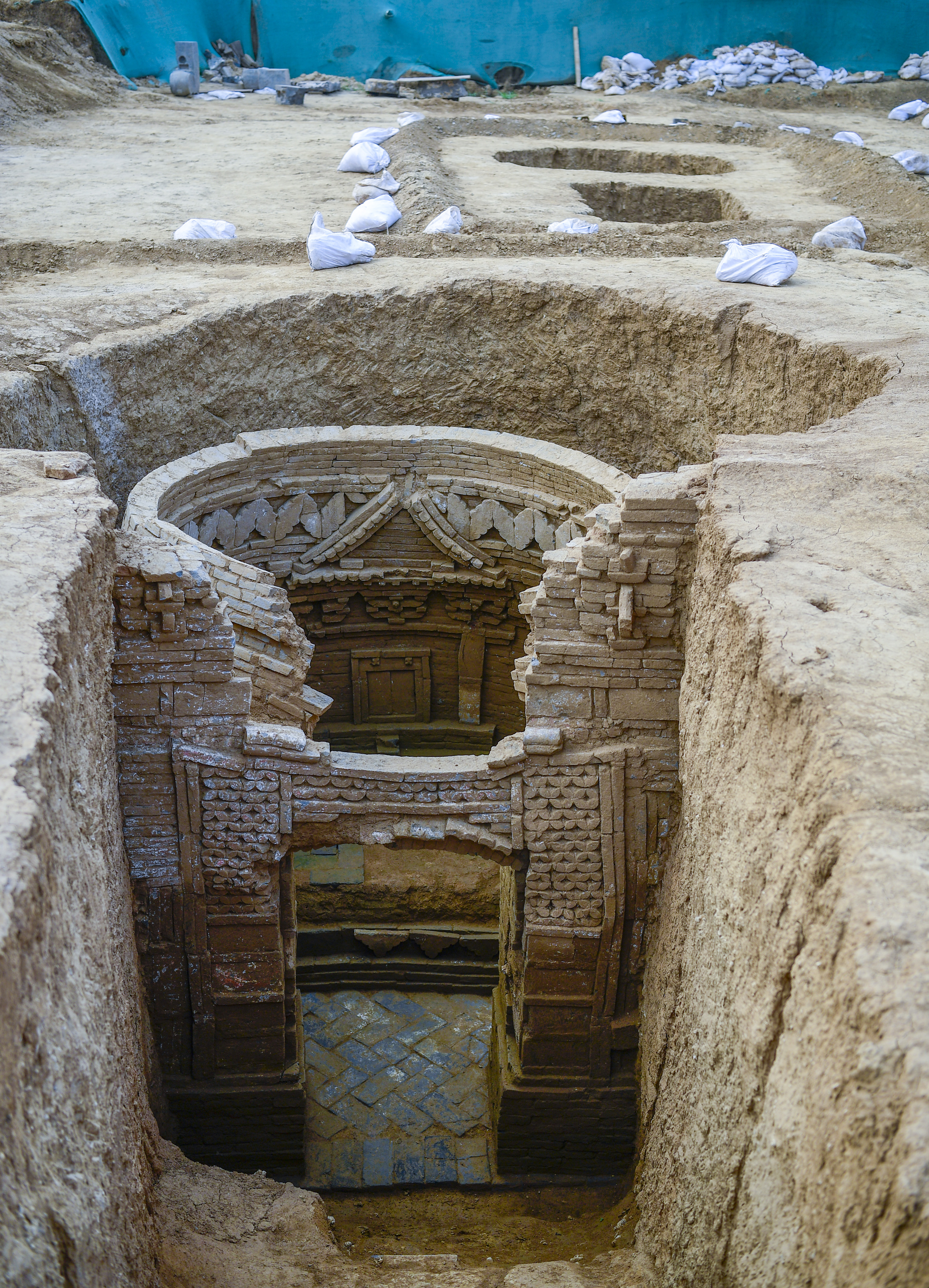 元代古墓图片