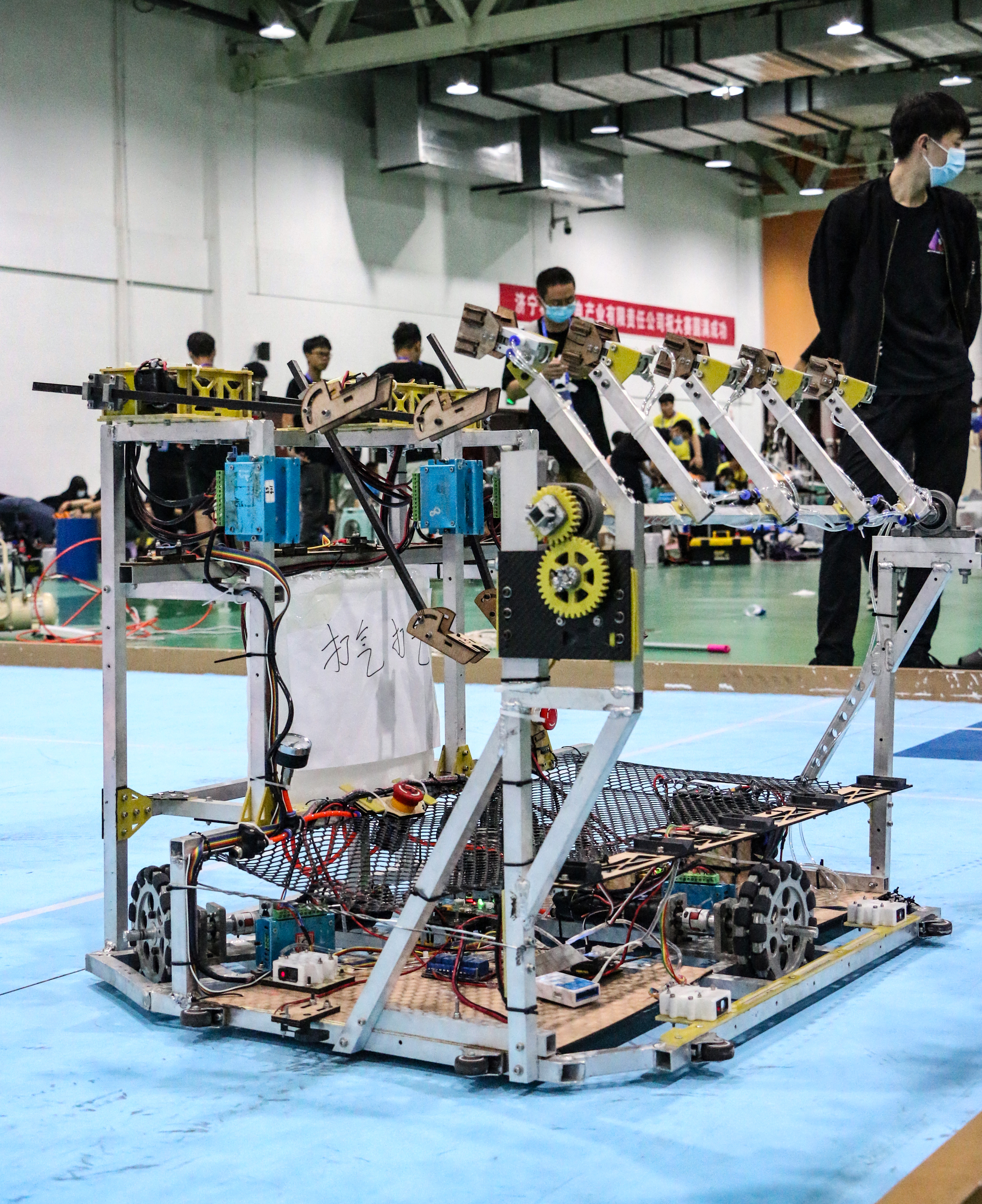 自7月28日第二十届全国大学生机器人大赛robocon开幕以来,来自79所