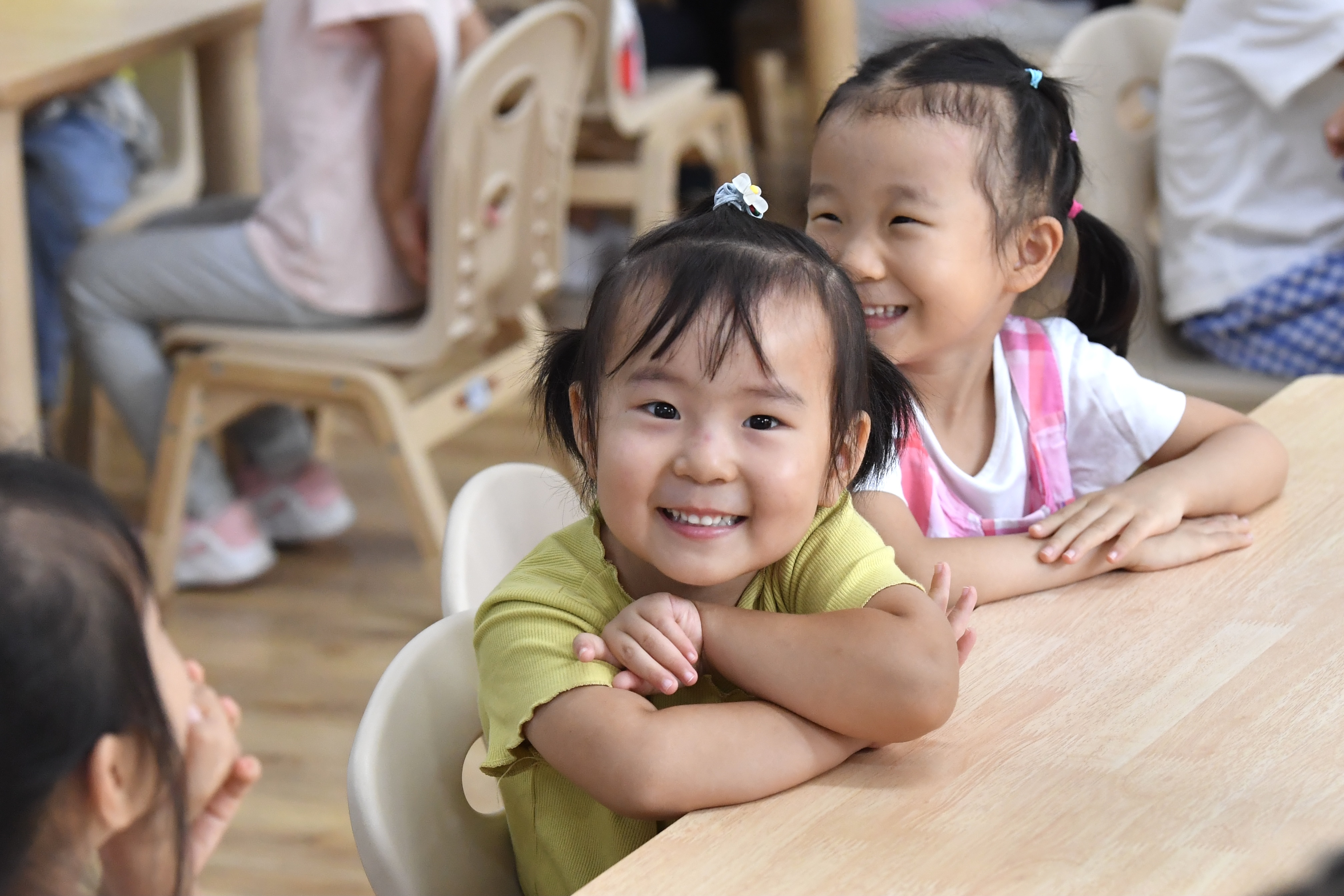 组图|开学啦!萌娃元气满满重返幼儿园