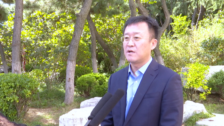 先进制造业大会威高集团总裁龙经早日实现千亿企业目标为威海精致建设