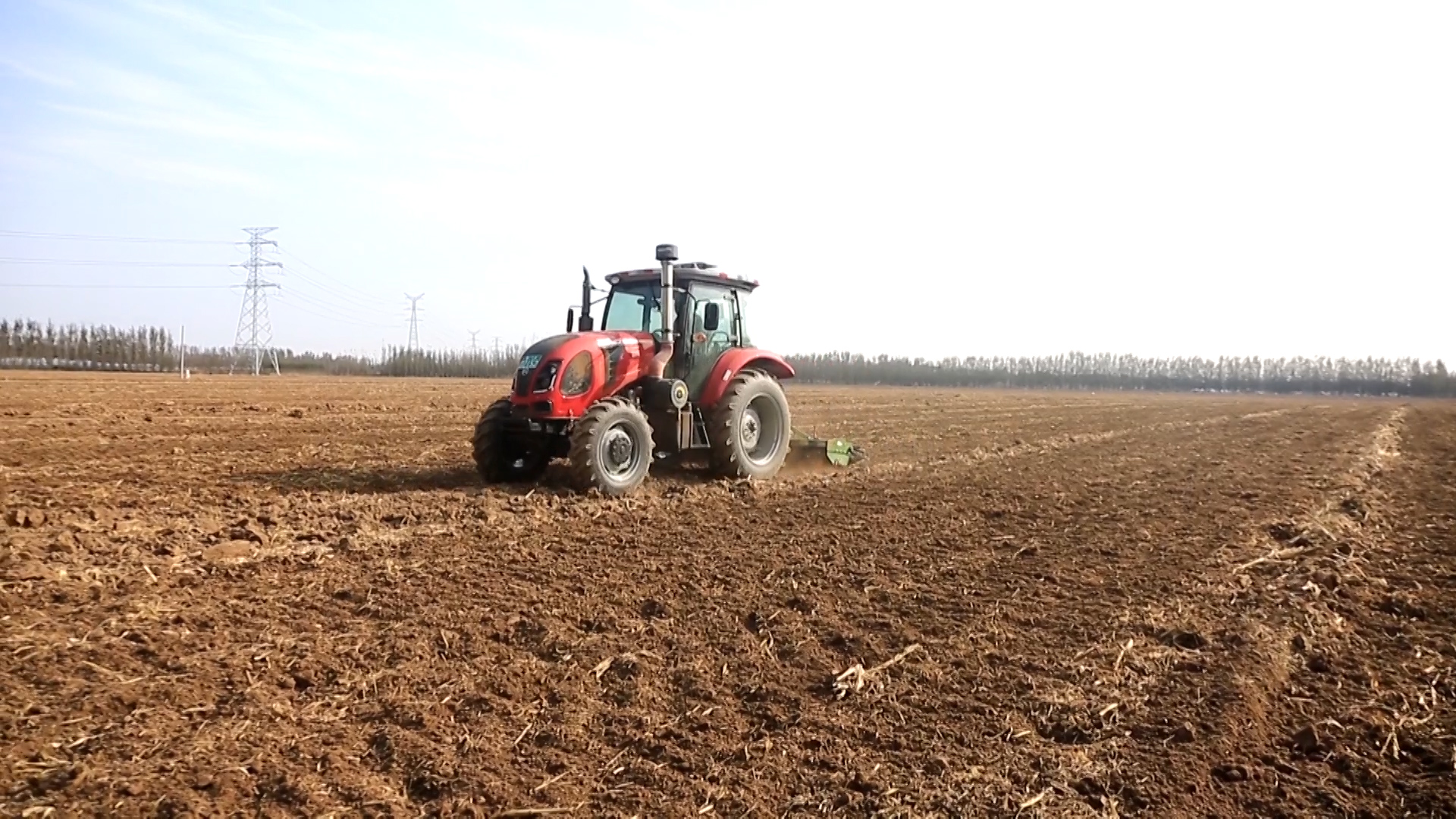 德州平原土地深耕秸秆还田统一购种高质量种足种好小麦