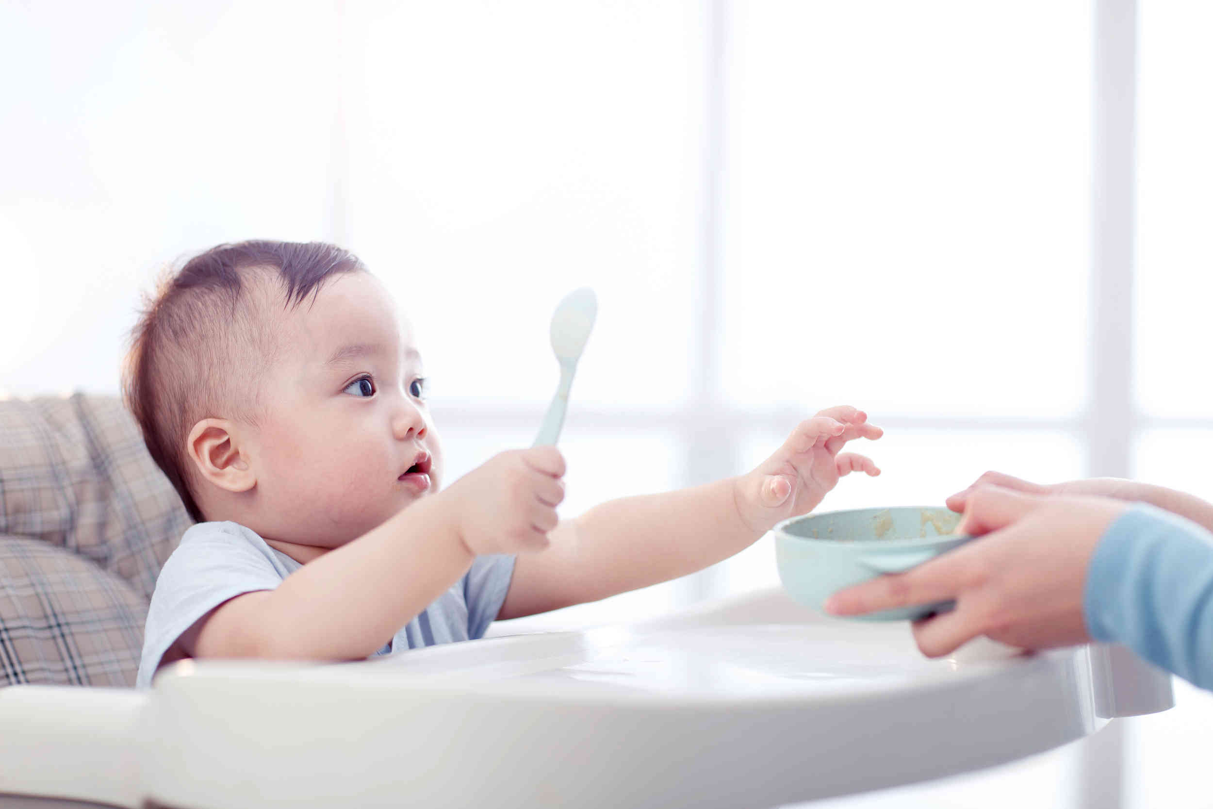 一图读懂丨中国婴幼儿喂养指南（2022）核心信息
