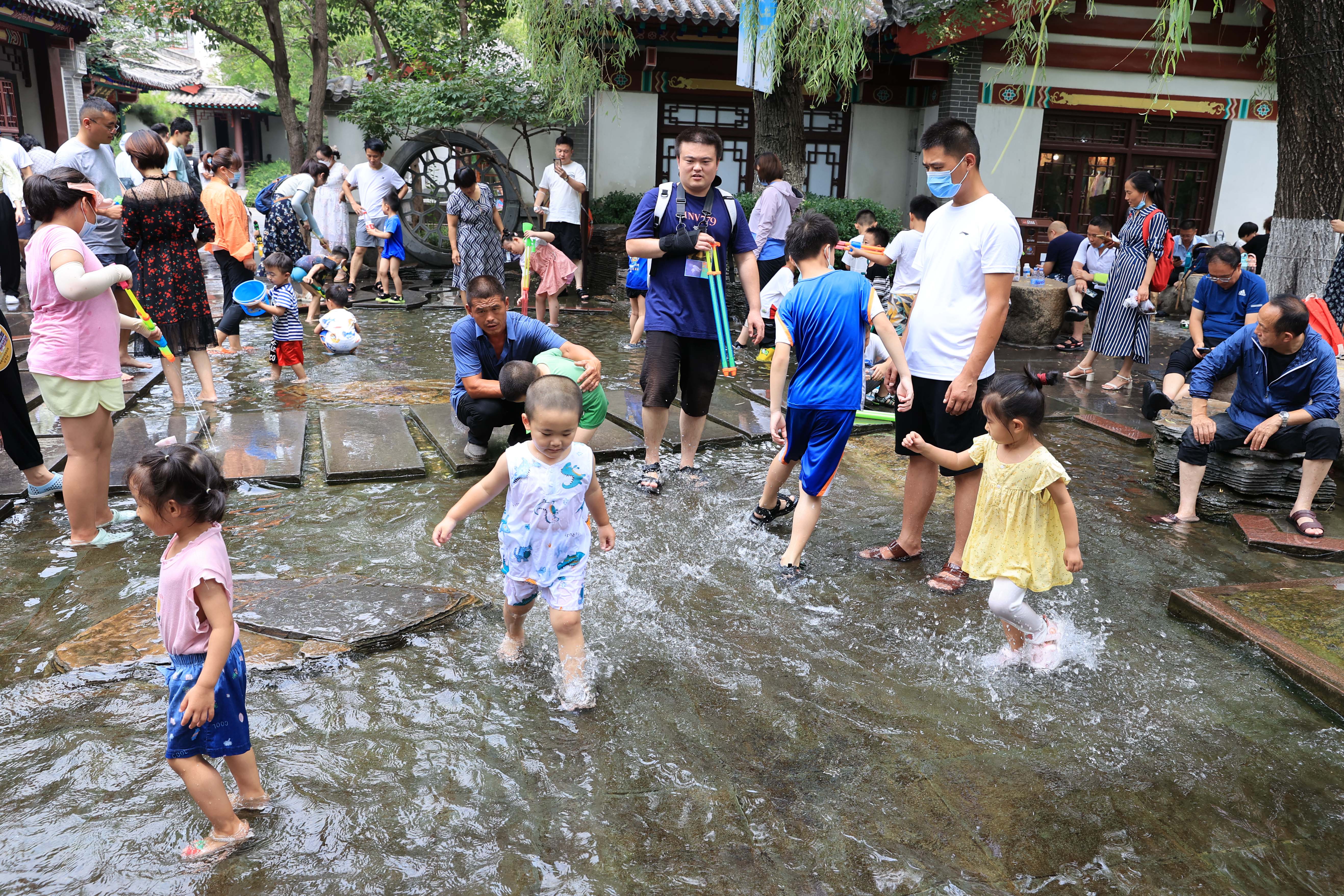 济南趵突泉地下水位10天连续上涨21厘米