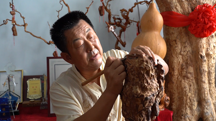 百年非遗看滨州｜沾化枣木雕刻：巧手打造 让老枣木焕发新生机