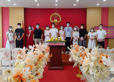 新婚课堂为爱护航，潍城区举行结婚登记集体颁证仪式