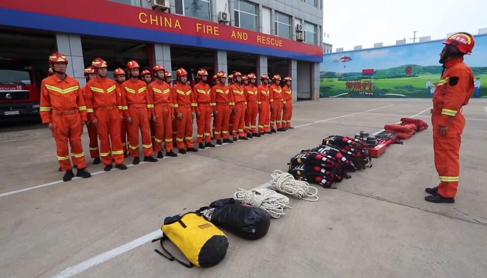 67日照市消防救援支队严阵以待全力备战台风梅花