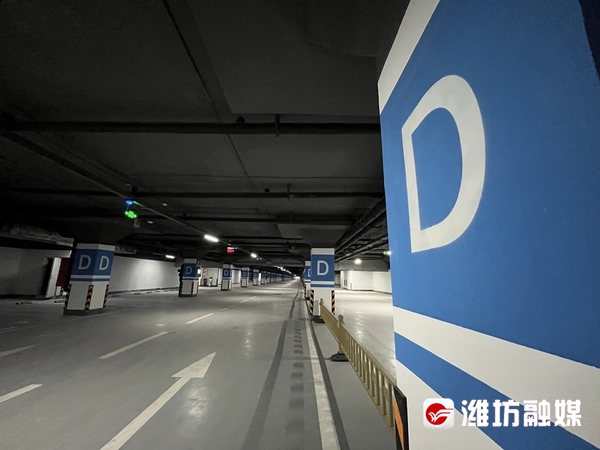 潍坊火车站停车难？约700个停车位安排！