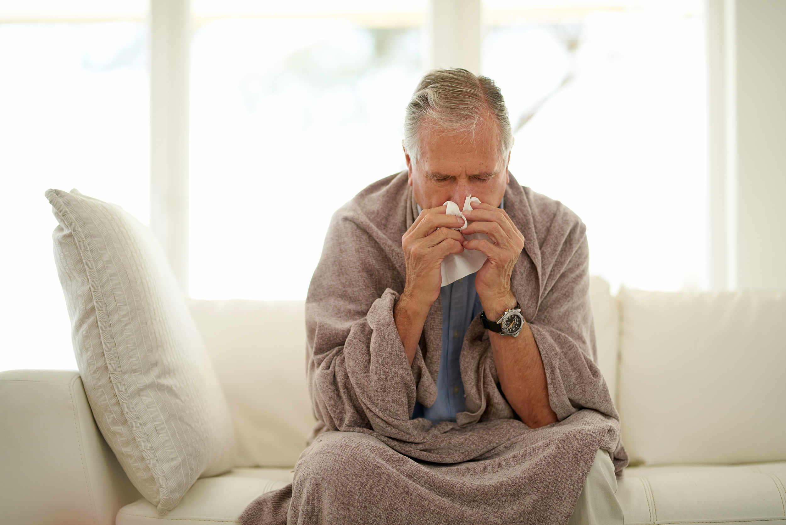 疾控专家：重视老年人流感防控 开展人群免疫规划