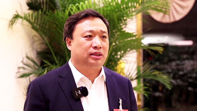 2023山东两会省人大代表陈光春办好21件民生实事让群众家门口进名院看