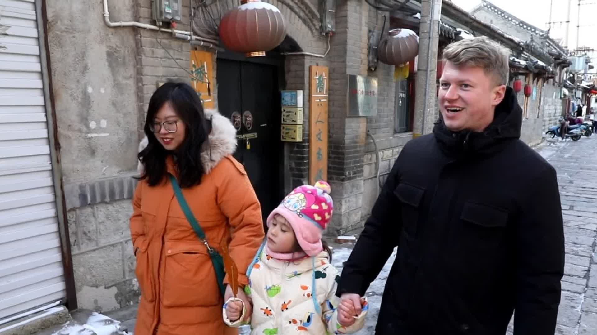 微视频｜帅气的脸庞 流利的中国话 一起来看看“洋女婿”的中国年